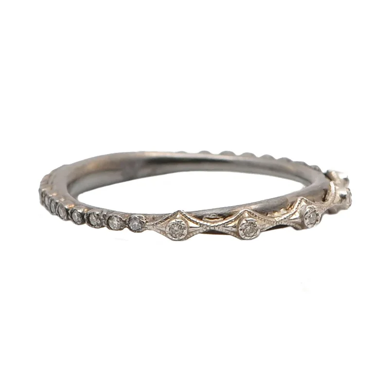 Jewelry Clearance Event – Stock Up Before It's Over Cravelli Stack Band