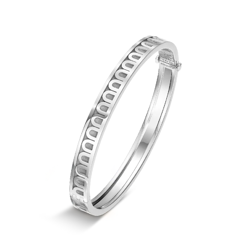 L'Arc de DAVIDOR Bangle PM, 18k White Gold with Satin Finish