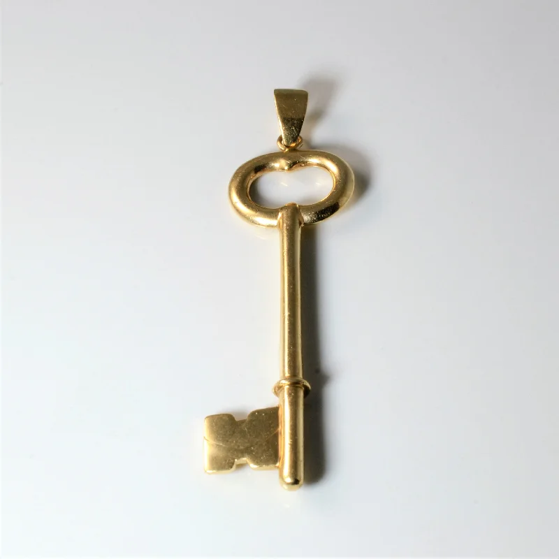 Exclusive Jewelry Discounts – Shop Now For Savings Yellow Gold Key Pendant |